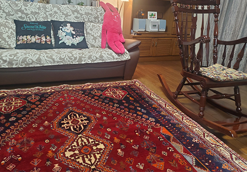 ペルシャ絨毯は和室にも合います